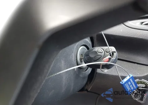 2015 Ford Fiesta Se z USA, uszkodzony, nr VIN 03FADP4EJ0FM16044